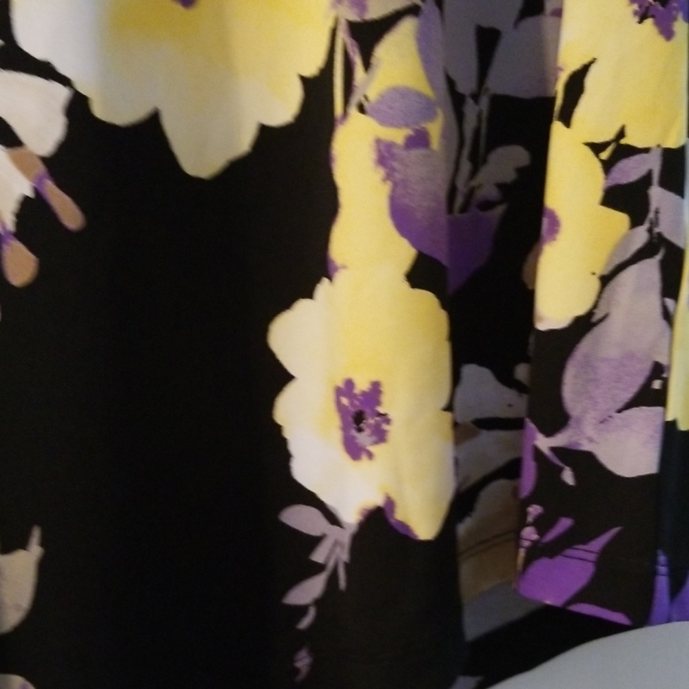 Susan Graver Beautiful Colorful Blouse - Picture 2 of 5